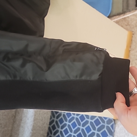 Jacket - Picture 3 of 9